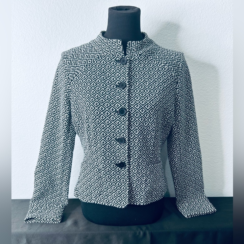 Nicole Black and White Geometric Blazer